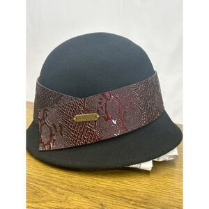 Hatch Womens Black Wool Cloche Hat With Red/dark Snakeskin Band One‎ Size